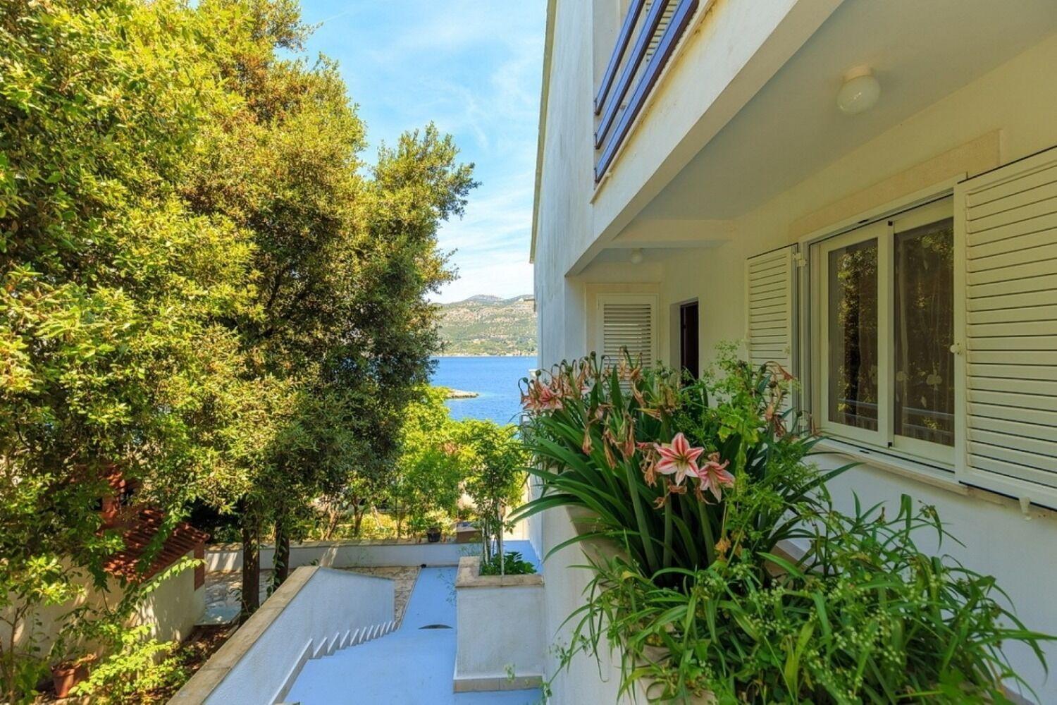 Apartments Mari Zrnovo ภายนอก รูปภาพ